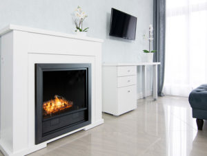 Lincoln softly residence 1 white logs