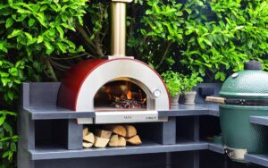 compact outdoor oven on wheels. ready to cook in 5 minutes. 1200x750 1
