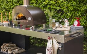one wood fired oven with multifunctional base 1200x750 2