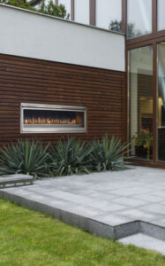 montigo modern residential fireplace single sided ventless outdoor PL60VO 780x1160 560x900 1